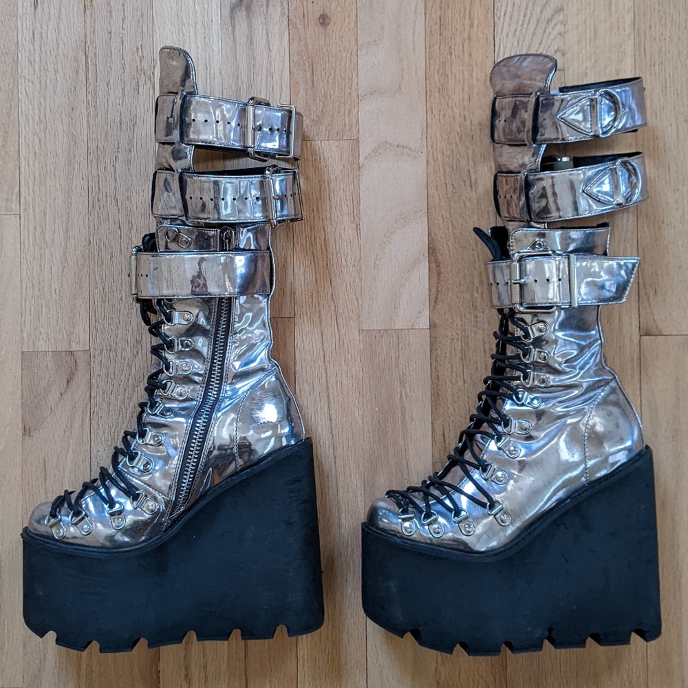 Metallic Current Mood Guardian Boots - Picture 2 of 13